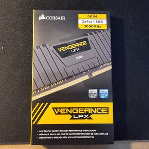 Corsair Vengeance LPX 8GB DDR4 RAM με 2 Modules (2x4GB) και Ταχύτητα 3600 για Desktop (CMK8GX4M2B3600C18)