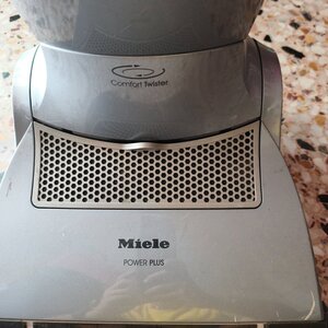 Miele S7580