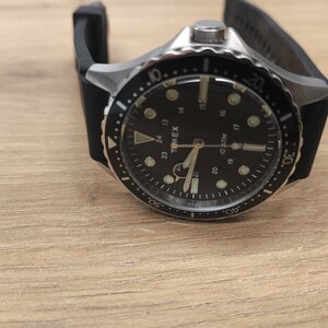 Timex Navi XL Ανδρικό Ρολόι 41mm Μπαταρίας με Μαύρο Καουτσούκ Λουράκι TW2U55700