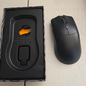 Glorious PC Gaming Race O2 Pro Ασύρματο Gaming Ποντίκι 26000 DPI Μαύρο