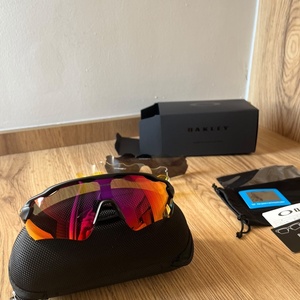 Oakley Radar Ev Pitch Ανδρικά Γυαλιά Ηλίου με Μαύρο Κοκκάλινο Σκελετό και Μαύρο Φακό OO9211-22