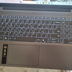 Lenovo IdeaPad Slim 3 15ARP10 OLED R5 7535HS/16GB/512GB