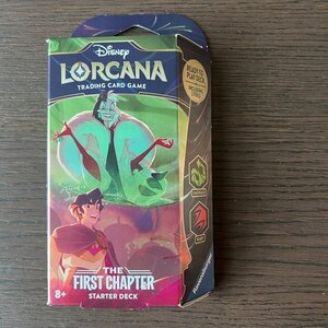 Disney Lorcana - The First Chapter: Emerald & Ruby Starter Deck