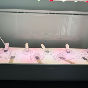Click and Grow The Smart Garden 9 Αυτοποτιζόμενη Ζαρντινιέρα Πλαστική Λευκή 60.4x18.4x39.6εκ.