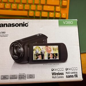 Panasonic Camcorder Full HD (1080p) @ 50fps HC-V380 CMOS Sensor Recording to Memory card, Touch Screen 3" HDMI / WiFi / USB 2.0