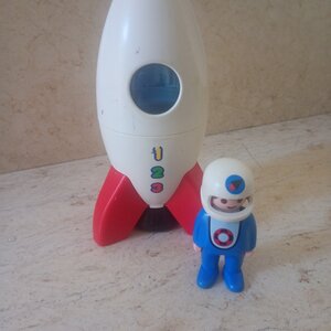 Playmobil 123 Astronaut With Rocket για 1.5+ ετών