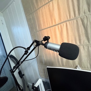 Vonyx CM320 Σετ Πυκνωτικό Μικρόφωνο Shock Mounted για Studio Set σε Ασημί Χρώμα