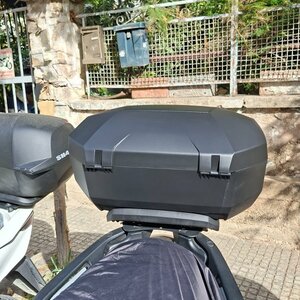 Βαλιτσα Κεντρικη Sh51 D0b51106 Carbon Καπακι 51l Shad