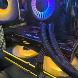 Sapphire Radeon RX 7600 8GB GDDR6 Pulse Κάρτα Γραφικών 11324-01-20G