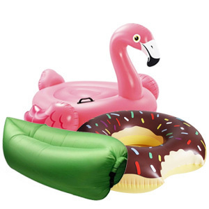 Plute și jucării gonflabile pentru piscină