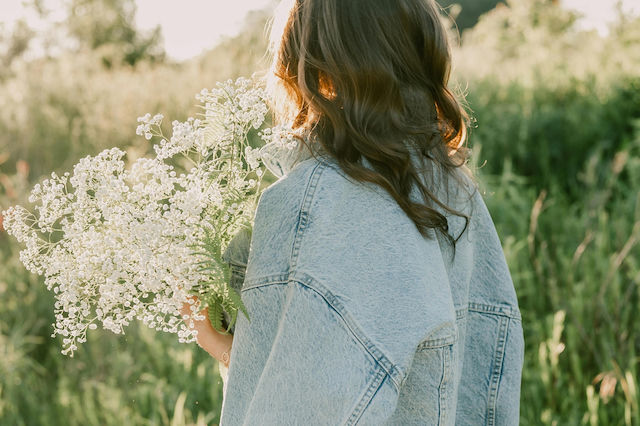 Eine Ode an die Jeansjacke | Designs, die ihr Aussehen erfrischen