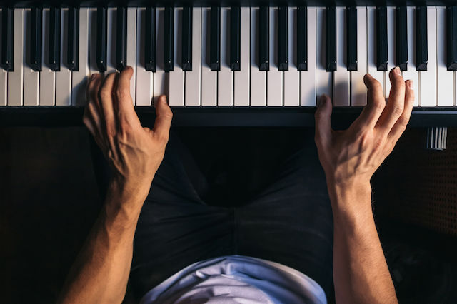 Οδηγός Αγοράς για Αρμόνια & Keyboards: Πώς να επιλέξεις το ιδανικό για σένα