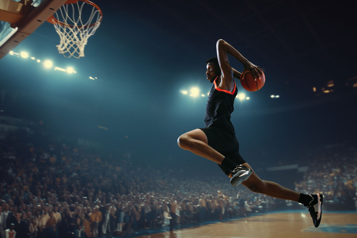 Buying Guide: How to Choose the Right Basketball Shoes
