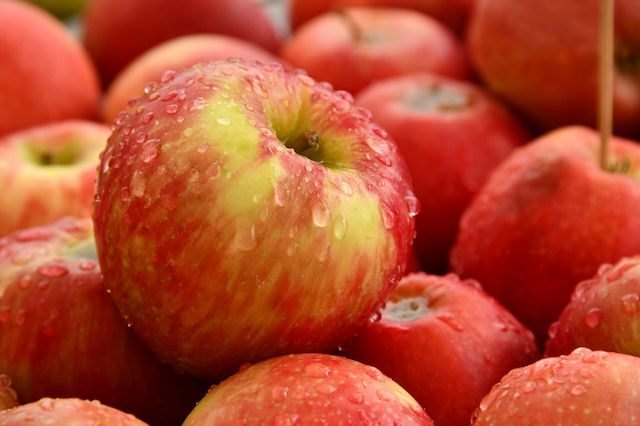 Ανάποδη μηλόπιτα, το απόλυτο φθινοπωρινό γλυκό