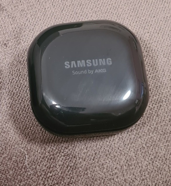 Samsung Galaxy Buds Live Bluetooth Handsfree Ακουστικά με Αντοχή στον Ιδρώτα και Θήκη Φόρτισης Mystic White