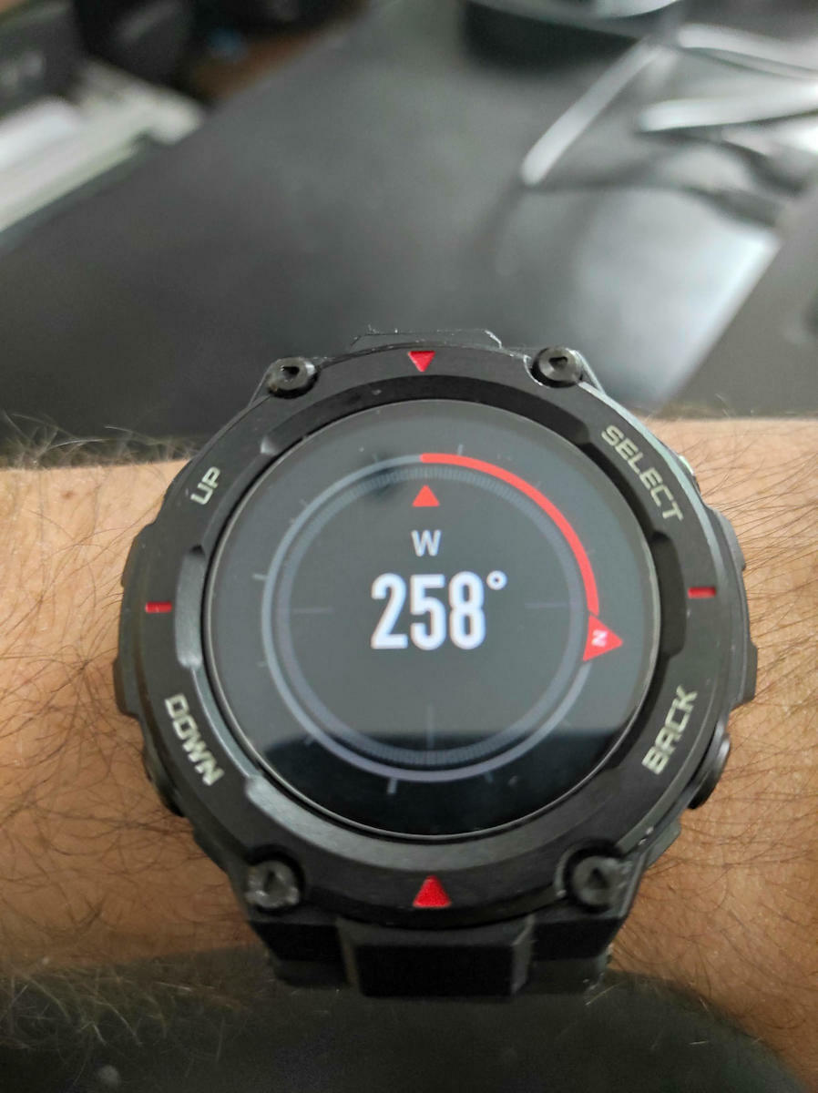 Amazfit T-Rex 48mm Wasserdicht Smartwatch mit Pulsmesser (Camo Green)