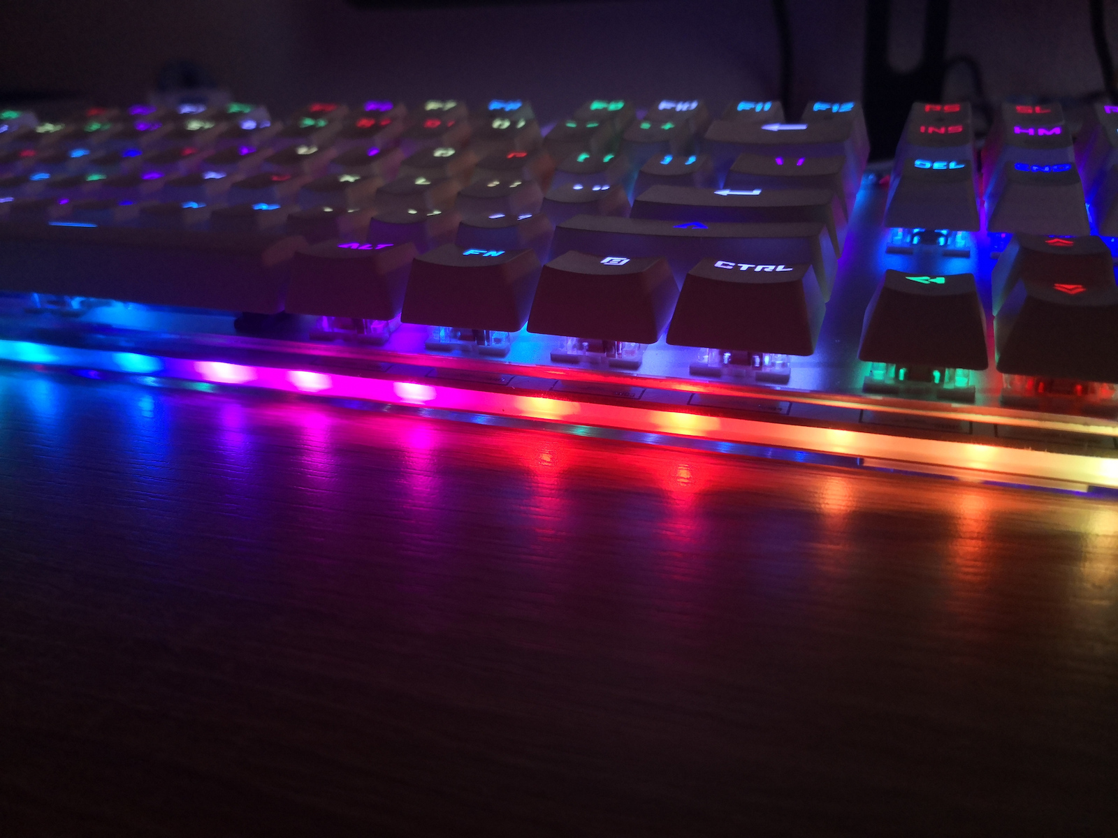 Motospeed K87S Gaming Μηχανικό Πληκτρολόγιο Tenkeyless με Outemu Blue διακόπτες και RGB φωτισμό (Αγγλικό US) Λευκό