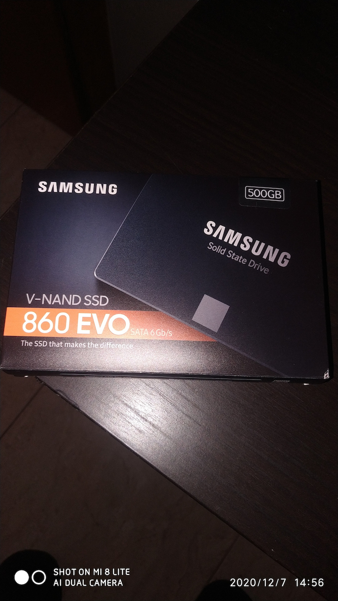 Samsung 860 Evo SSD 500GB τύπου 2.5'' με σύνδεση SATA III MZ-76E500B/EU