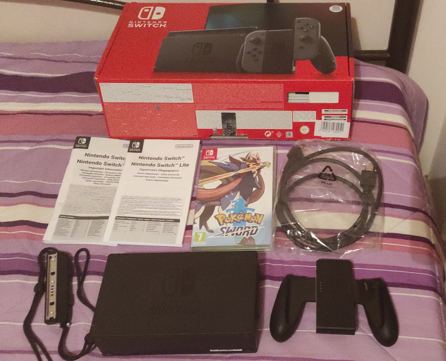 Nintendo Switch 32GB (2019 Edition) | Skroutz Romania