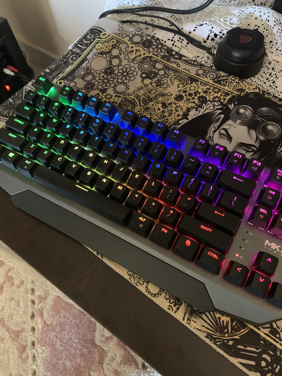 MKA-17 ProGaming Безжичен Гейминг Клавиатура Без ключове с Синьо по поръчка суичове и RGB подсветка (Английски US) Черен