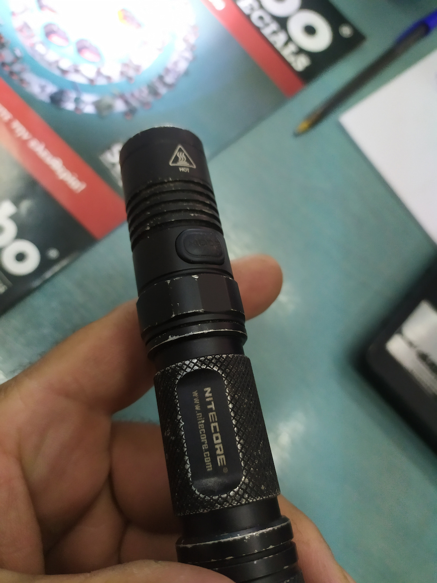 NiteCore Φακός LED IPX8 με Μέγιστη Φωτεινότητα 960lm EC20