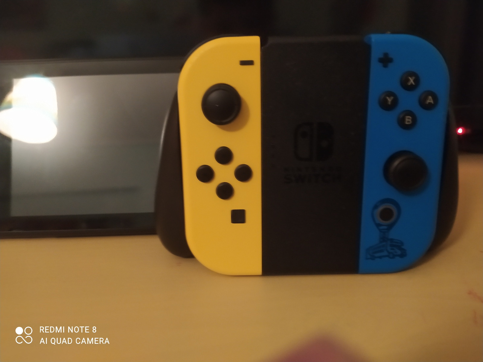 Nintendo Switch 32GB & Fortnite Special Edition