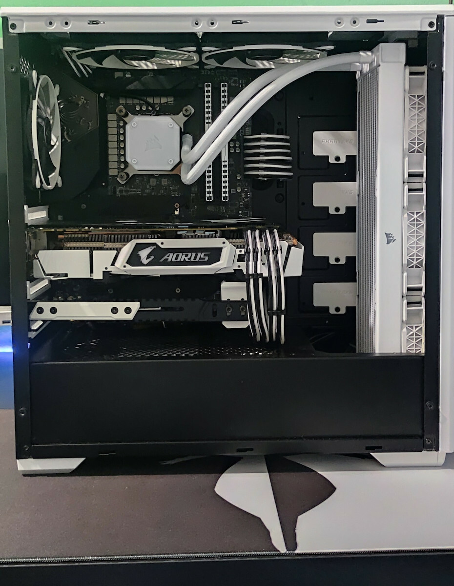 Corsair iCUE H150i Elite Capellix Wasserkühlung für Prozessor Dreifacher Ventilator 120mm für Sockel AM4/AM5/1200/115x mit RGB Beleuchtung
