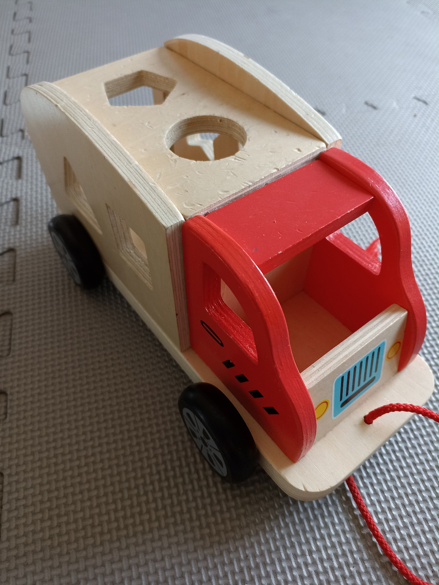 New Classic Toys Jucărie de Sortare a Formelor Camion cu forme din Lemn pentru 12++ Luni