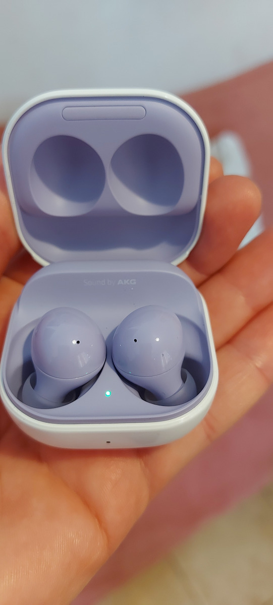 Samsung Galaxy Buds2 Bluetooth-Freisprecheinrichtung Kopfhörer mit Schweißresistenz und Ladeetui Graphite