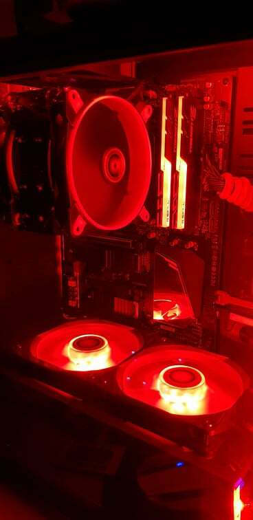 Xilence XF062 Case Fan 120mm (1600rpm / 70cfm) με RGB Φωτισμό και Σύνδεση 4-Pin PWM