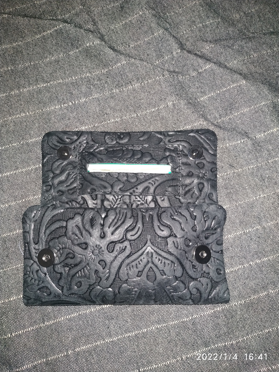 Mestango Vines Pungă de tutun cu Închidere Magnetică 15.5x8cm.