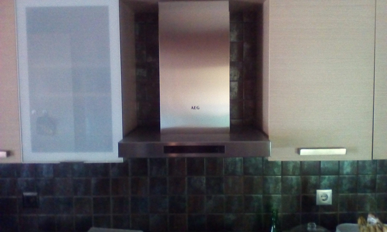 AEG Каминен аспиратор 60см Inox