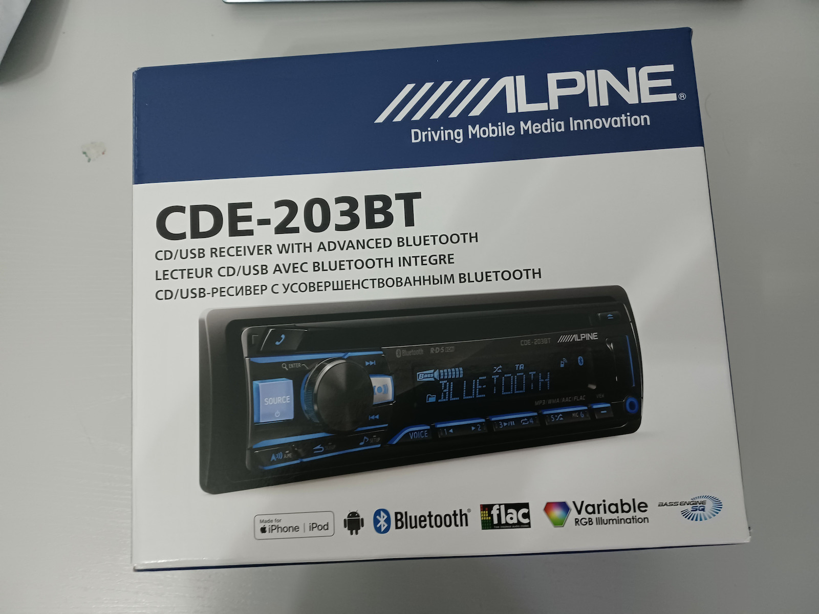 JUST SOUND best choice for caraudio Einbauset für BMW Z3 Autoradio Radio Alpine CDE-203BT Bluetooth CD USB MP3 1-DIN Auto Einbauzubehör 