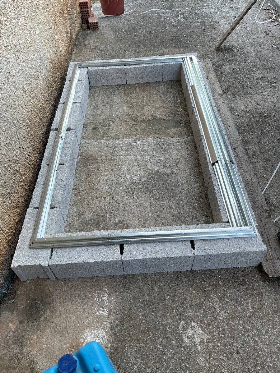 Metallische Gartenhaus Galvanisiert Polis Graue mit Lüftungsschlitzen M2.01xP1.21xH1.9m