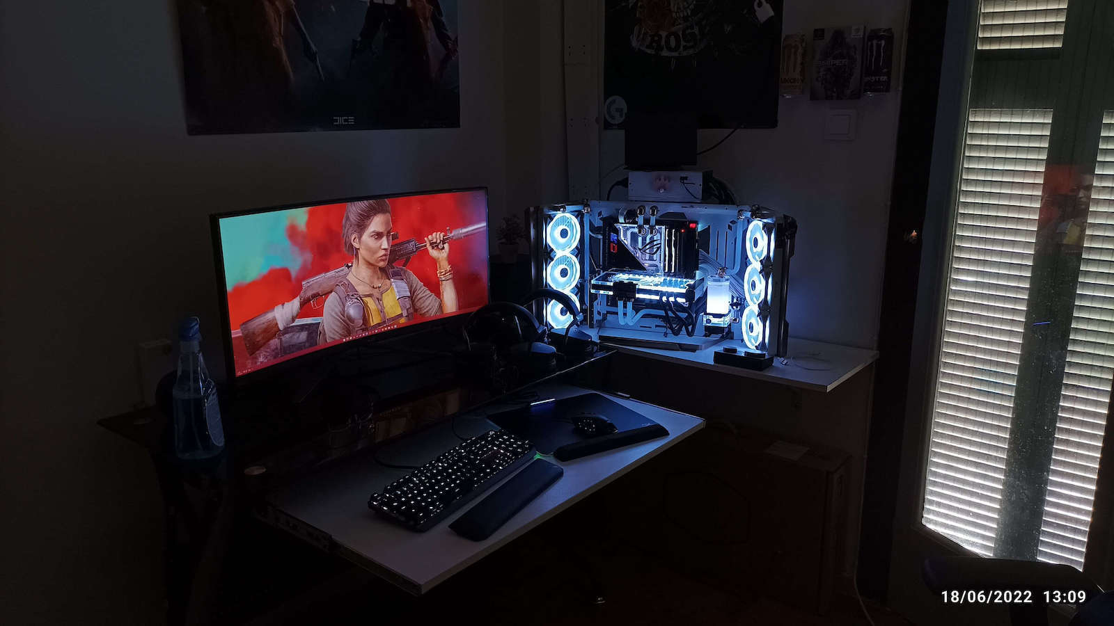 Asus PG35VQ 35" Ultrawide HDR QHD 3440x1440 VA Curved Gaming Monitor 200Hz with 2ms GTG Response Time