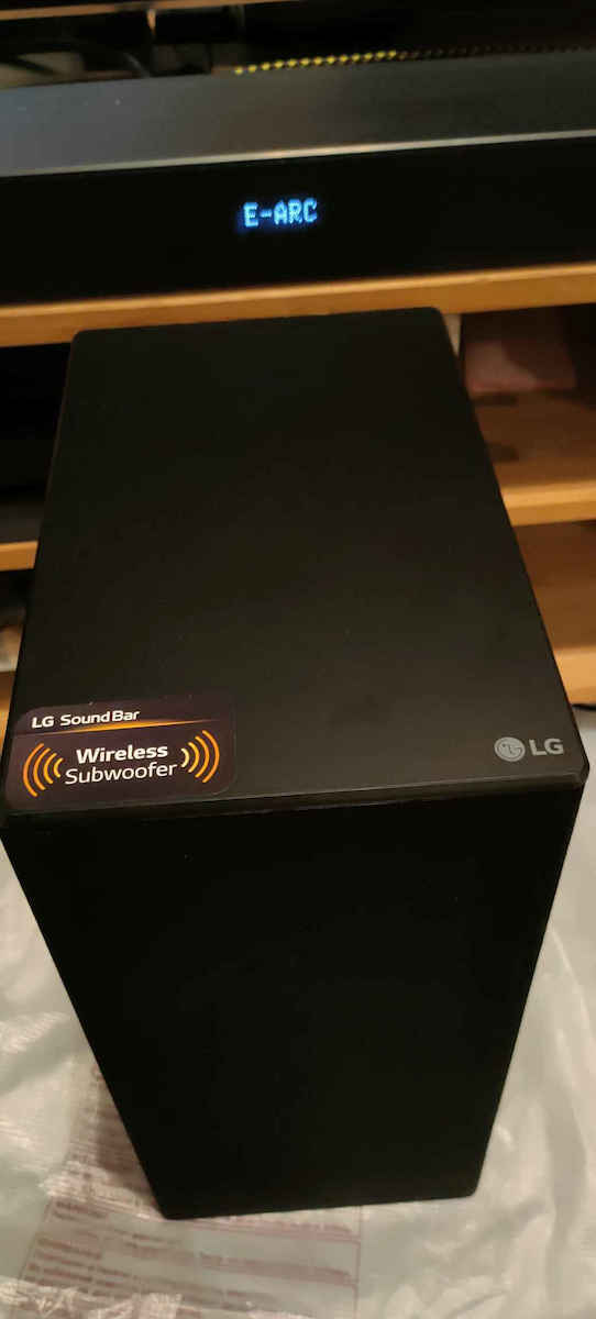 LG SPD7Y Саундбар 3.1.2 Bluetooth и HDMI 380W с Безжичен Субуфер и Дистанционно Черен
