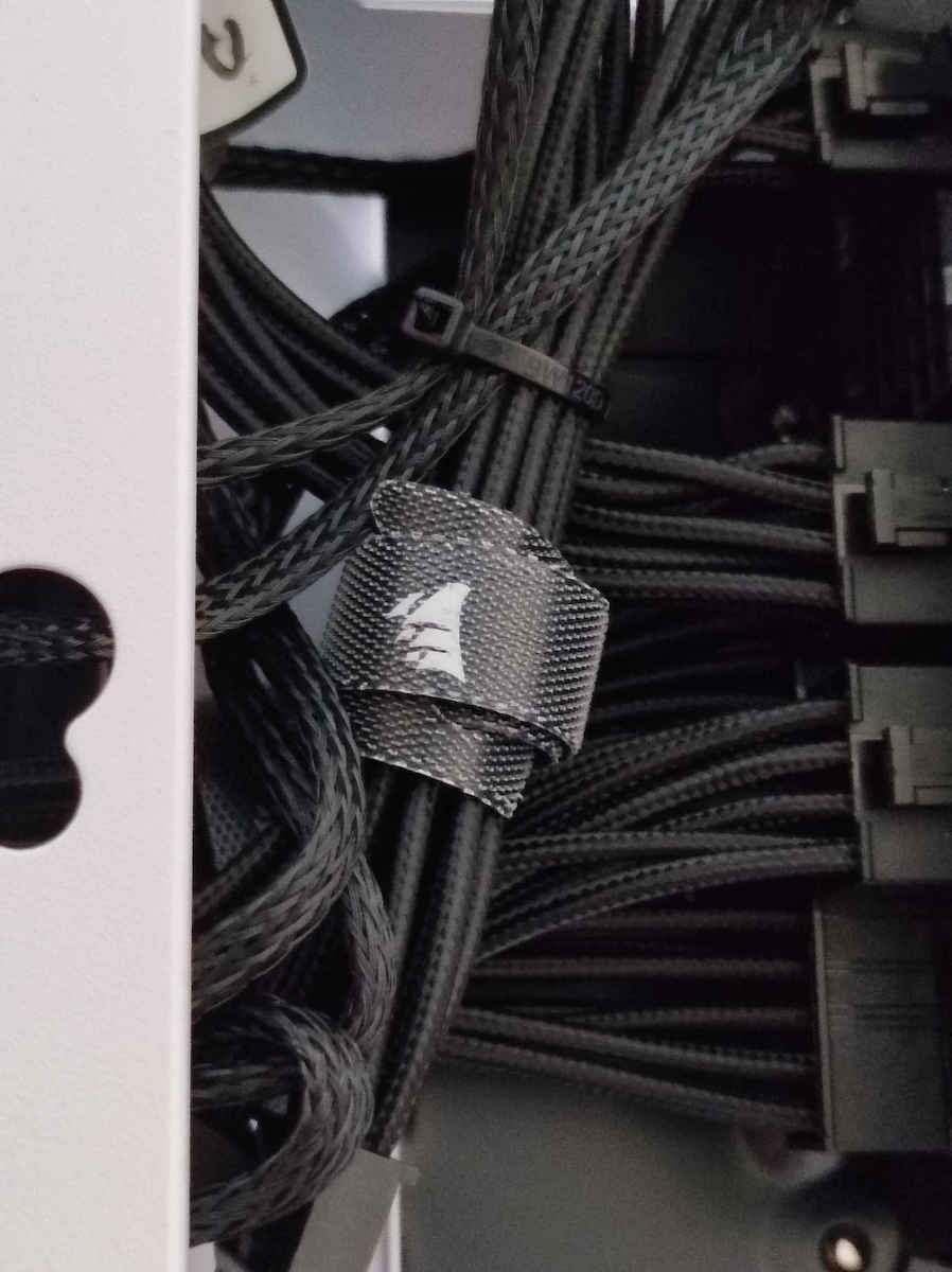 Corsair SF Series SF750 750W Τροφοδοτικό Υπολογιστή Full Modular 80 Plus Platinum