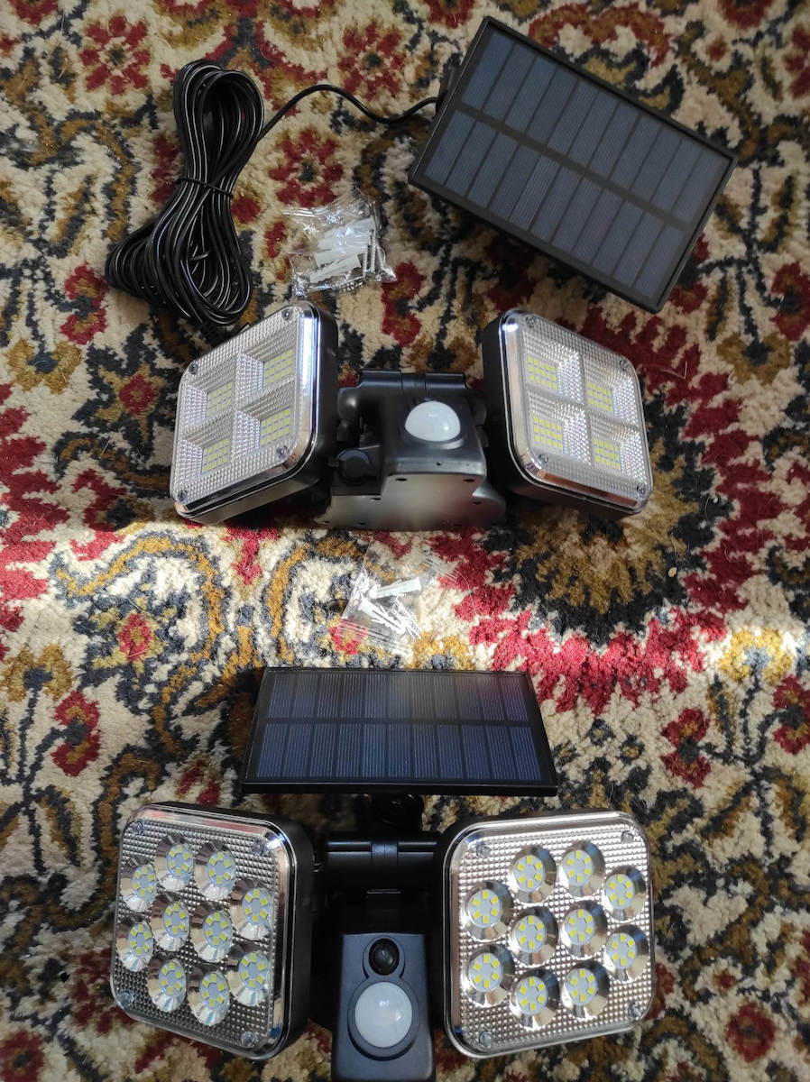 Wall Mounted Solar Light 1500lm Cold White 6000K with Motion Sensor and Photocell IP65 21cmx17cmcm