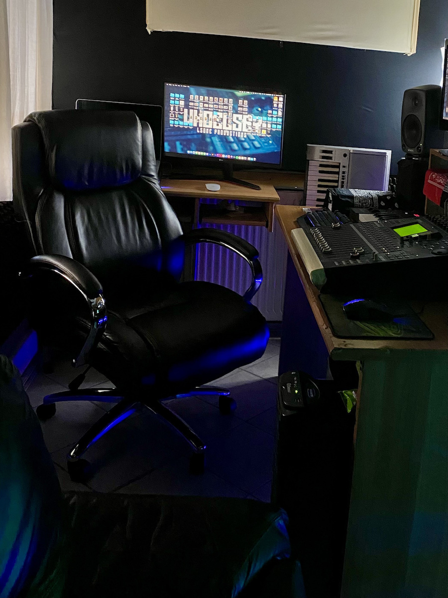 Stuhl Exekutive mit Neigung A5200 Black Zita Plus