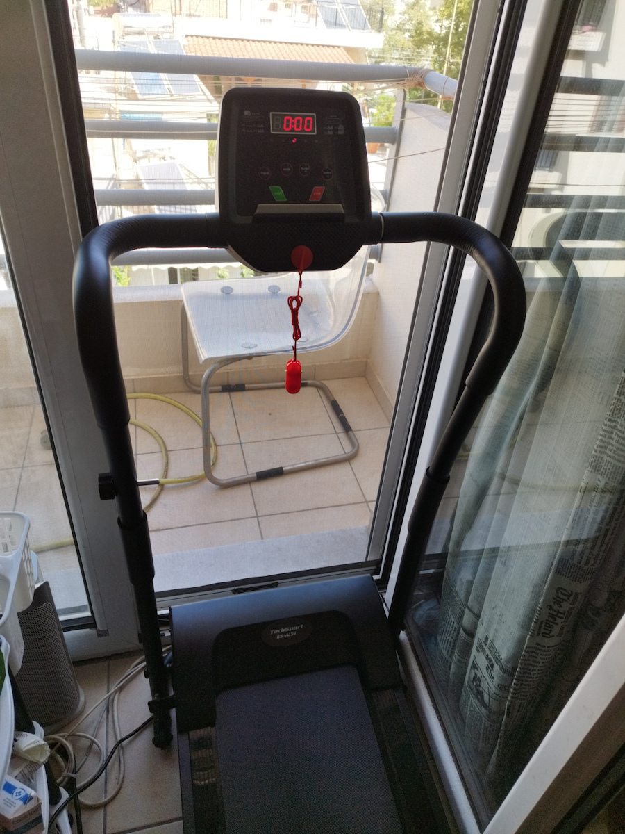 TechSport ES-A134 1hp Elektrischer Faltbarer Laufbänder Für Benutzer Bis 100kg
