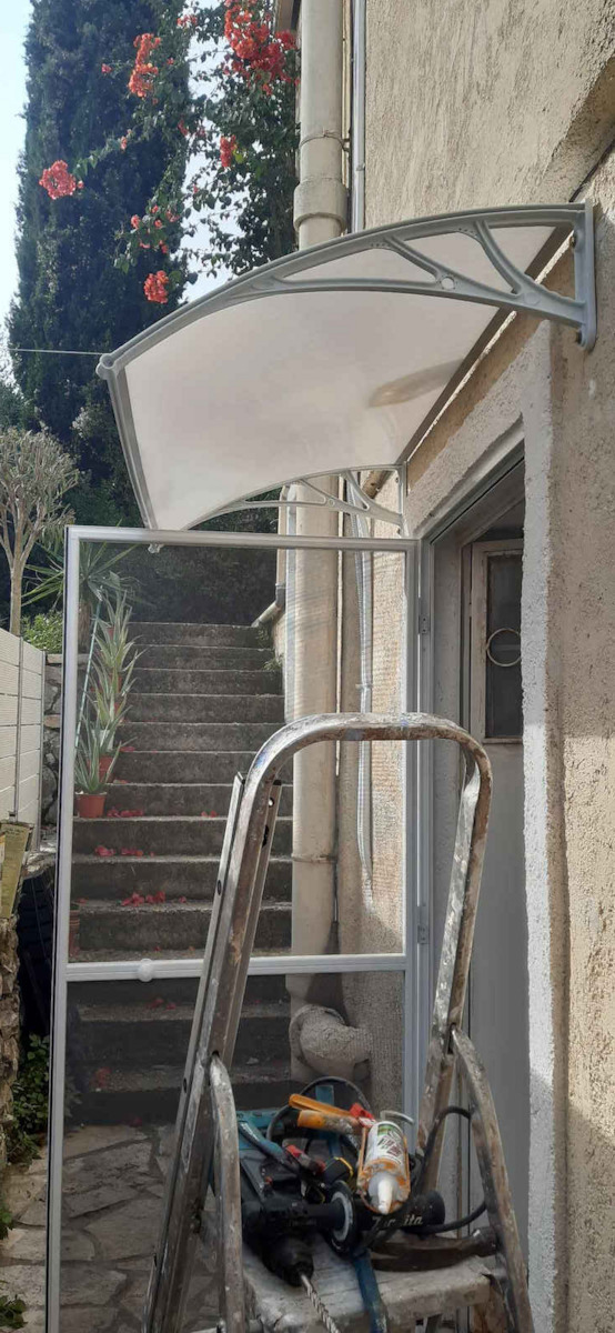 Home & Camp Πολυκαρβονικό Στέγαστρο Πόρτας / Παραθύρου Π150xΒ80cm