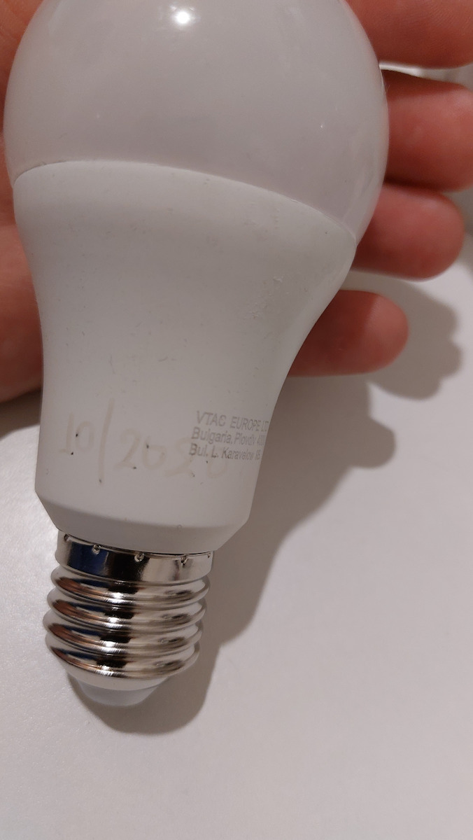 Ampoule LED V-TAC VT-2112 10,5W E27 A60 lumière blanche froide 6500K - SKU  7351