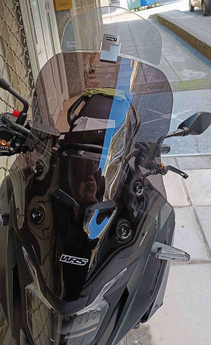 Puig Motorcycle Windshield & Windscreen Visor Extender 4717H