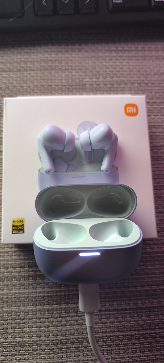 Xiaomi Redmi Buds 5 Pro Bluetooth Handsfree Earphones with Sweat Resistance and Charging Case Black