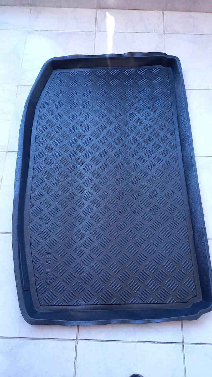 Rezaw Plast Πατάκι Πορτμπαγκάζ Τύπου Σκαφάκι για Citroen Saxo 1996 2002 Μαύρο