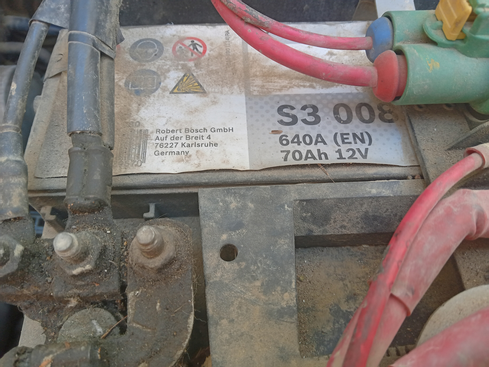 Bosch Μπαταρία Αυτοκινήτου S3008 με Χωρητικότητα 70Ah και CCA 640A