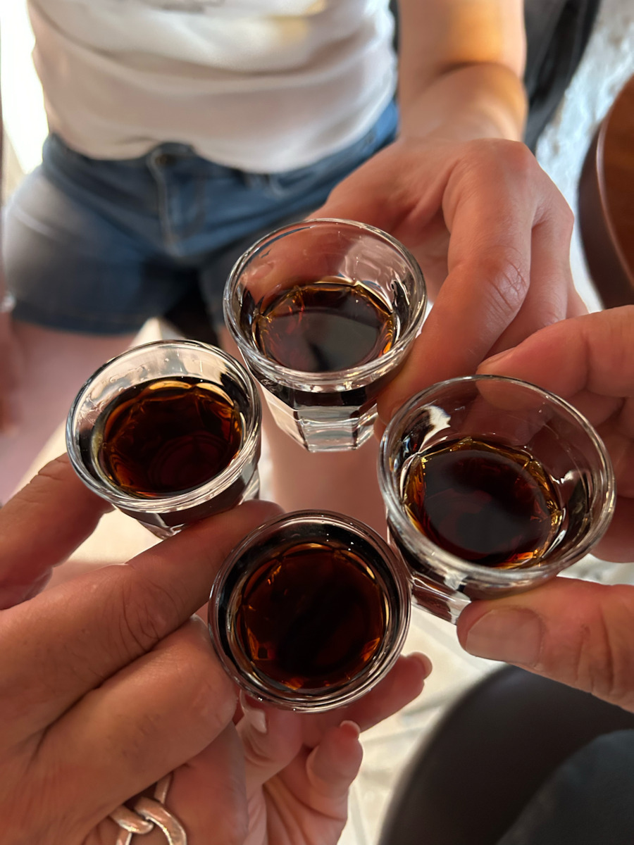 Dark Λικέρ Μαστίχα 35% 700ml