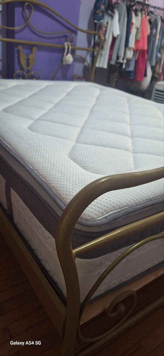 Pakketo Utopia Queen Ergonomic Mattress 160x200x32cm with Independent Springs & Topper