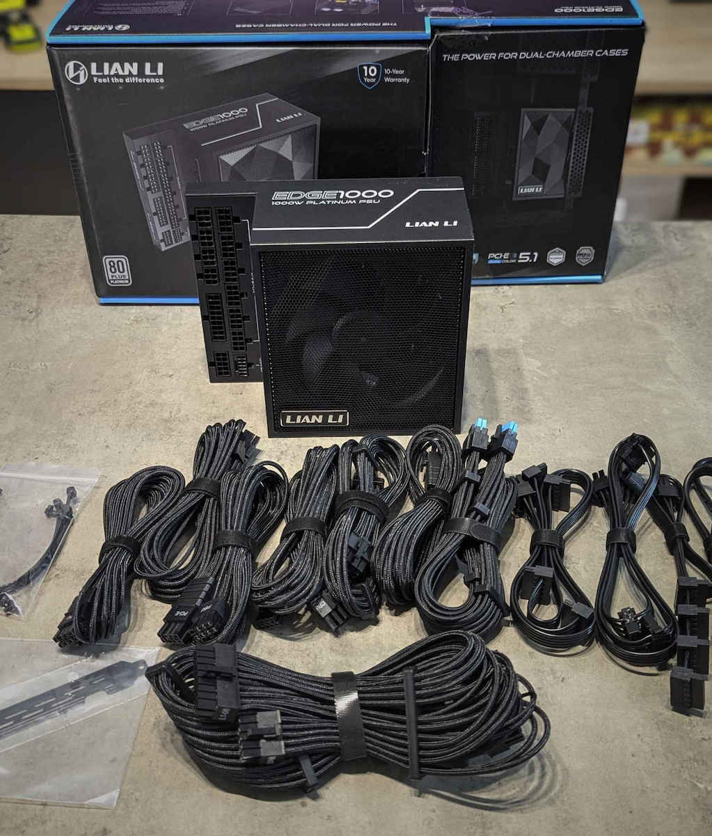 Lian Li EG1000 1000W Μαύρο Τροφοδοτικό Υπολογιστή Full Modular 80 Plus Platinum