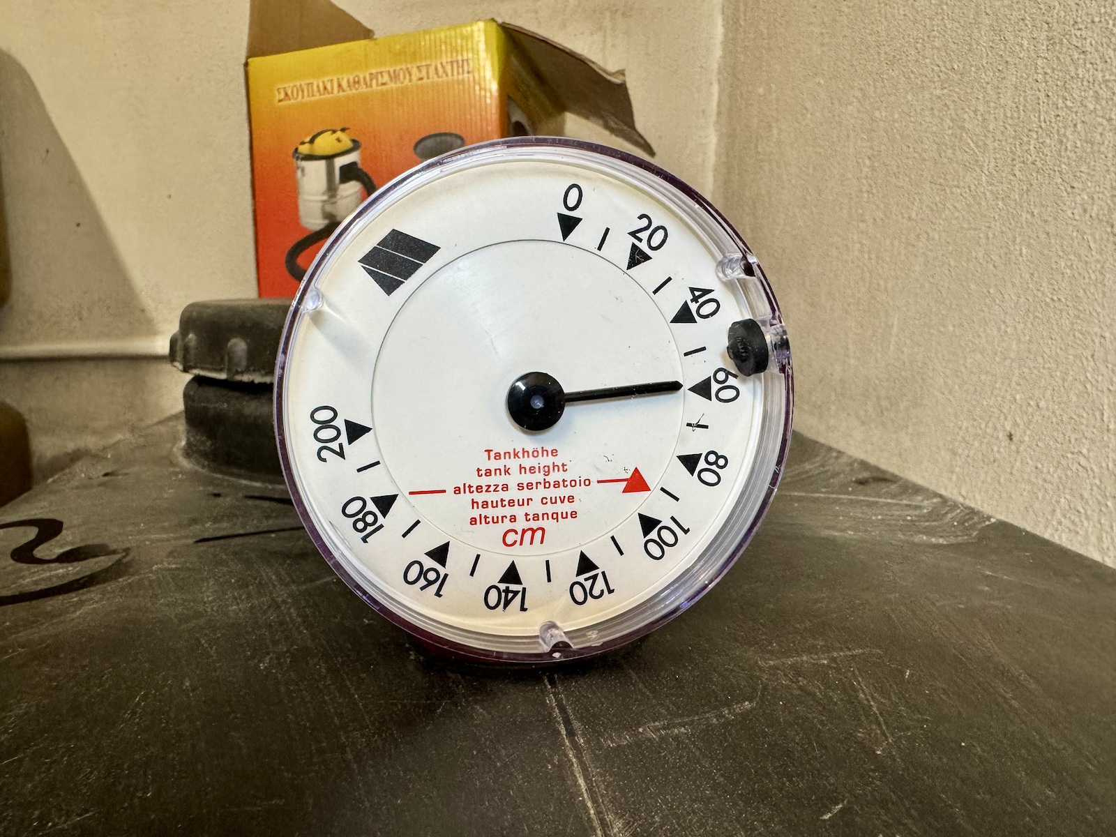 Индикатор за ниво на масло 11/2" с въже и поплавък WATTS 0103100 Аксесоар за Централно Отопление за горелка